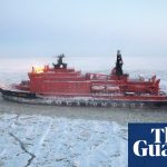 Trump orders fleet of icebreakers and new bases in push for polar resources