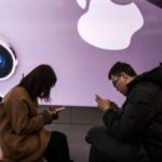 Apple warns coronavirus will hurt iPhone supplies